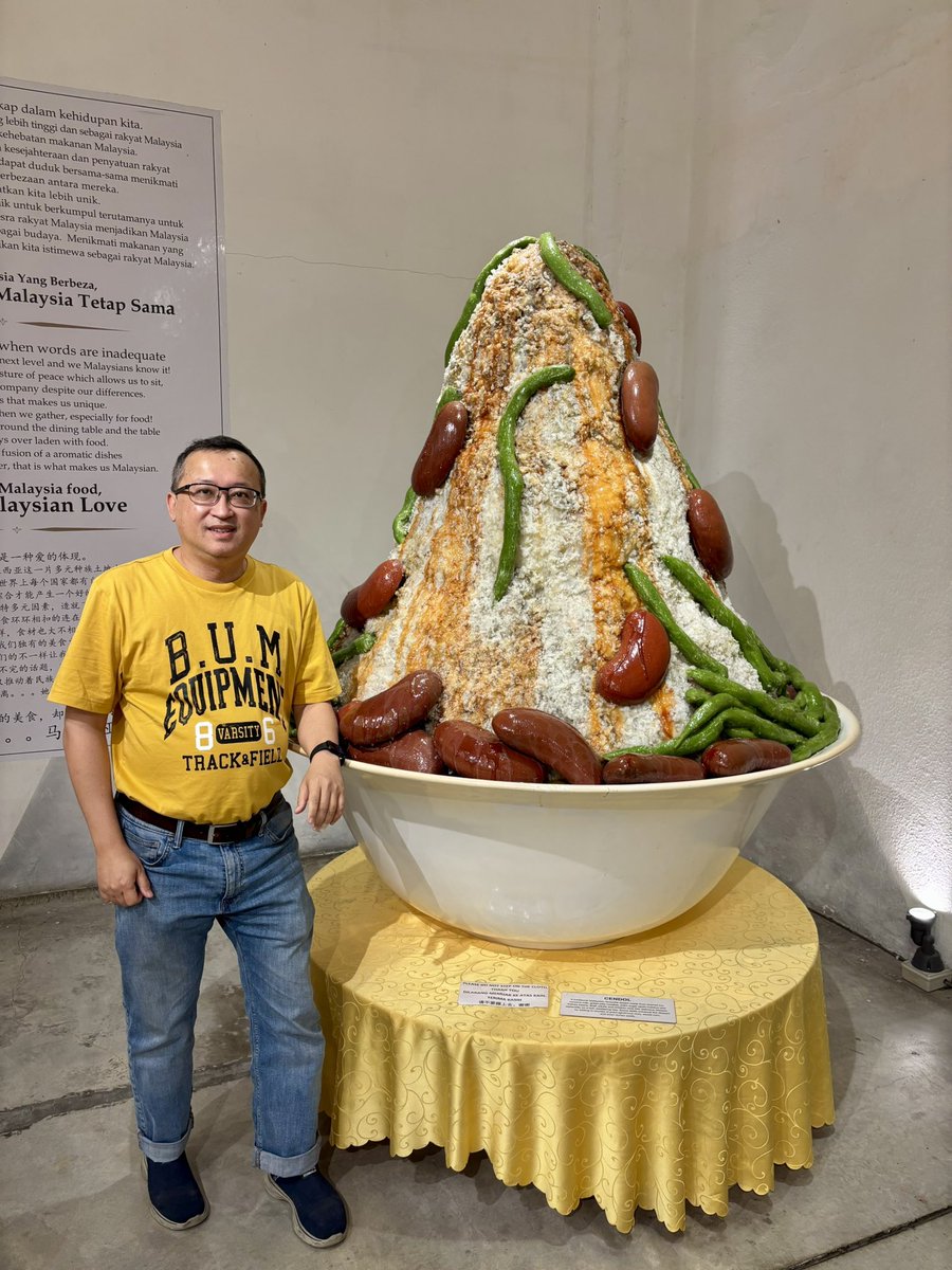EffendyDW's tweet photo. 1️⃣ Teh Tarik 🧋 2️⃣ Cendol 🍧 3️⃣ Egg Noodle 🍜 4️⃣ Don’t waste food 🚯 https://t.co/eZSkK5nTQO