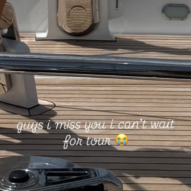 “i miss you i can’t wait for tour”

tour is really happening!! miss ma’am we’re so ready for YOUUUUU