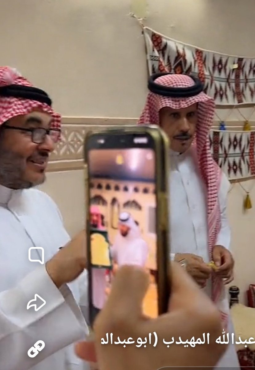 الصوت والصورة قمم .
<a href="/almohedeb/">عبدالله المهيدب</a> 
<a href="/ah_garawi/">أحمد القرعاوي</a> 
<a href="/saleh_alnasser1/">صالح الناصر</a>