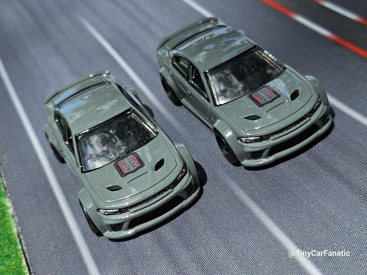 TinyCarFanatic's tweet photo. #mopar Monday: Hot Wheels Premium #fastandfurios 2020 Dodge Charger Hellcat 

#Dodge 
#dodgecharger 
#hellcat 
#follow 
#hotwheels
#hotwheelscollectors
#matchbox
#matchboxcollector
#diecast
#diecastcars
@tinycarfanatic https://t.co/4k44LNKLWT