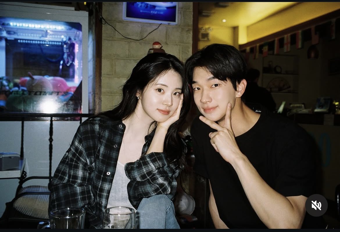 oh wait—namkyung and dongho looks so good together they could be the hottest couple.......... siah and ejun drama as couple, pretty please?

#ResidentPlaybook #ShinShiAh #KimEJun