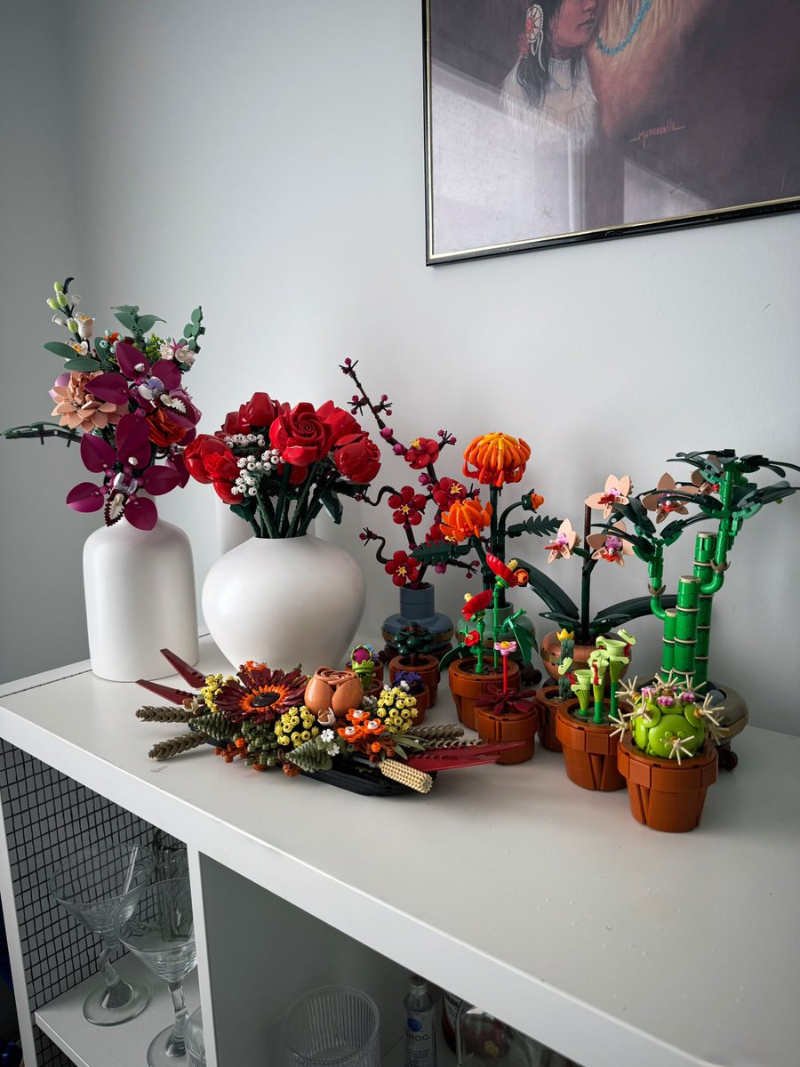 ImGirlyTwo's tweet photo. My Lego collection is growing🥹❤️ https://t.co/4mrDset0Ib