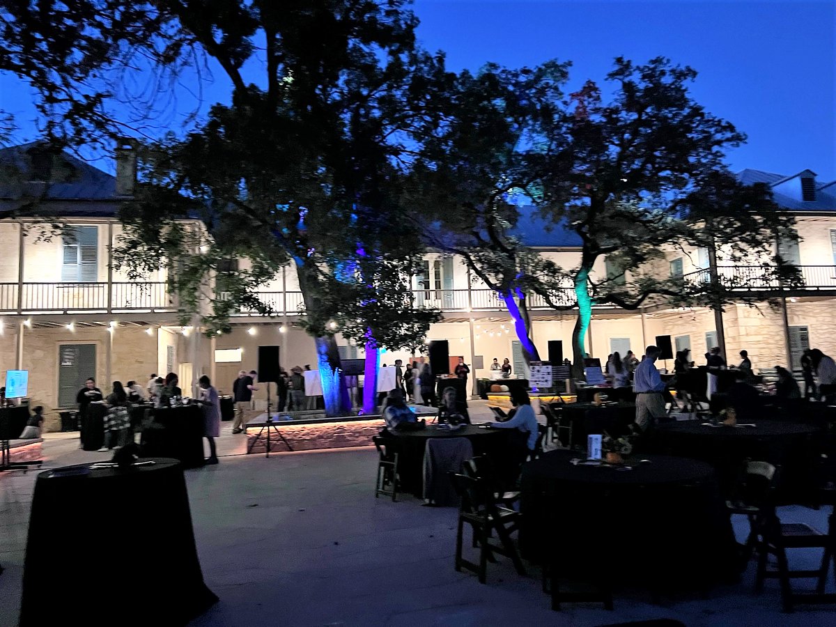 DirectMotionAV's tweet photo. Bringing vision to life, indoors and outdoors one event at a time.

#DirectMotionTechnologies #AVProduction #SanAntonioEvents #UTSASouthwest #ChapelEvents #OutdoorEventSetup #LightingDesign #SoundAndLighting #StageProduction #EventTech #UTSA #Downtown https://t.co/sUulpFMmdv