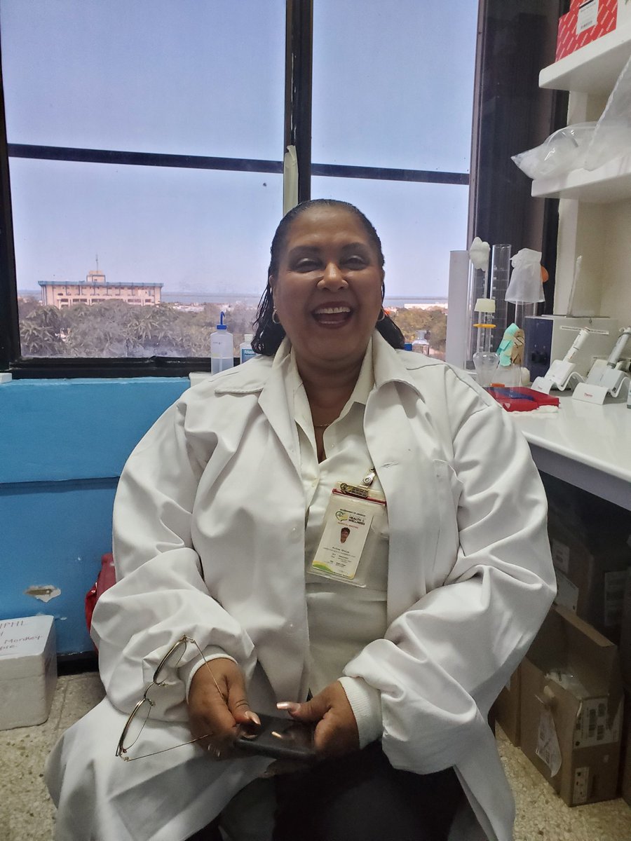 Andi_O's tweet image. Sometimes I go in the labs and give trouble #PCR #Extraction