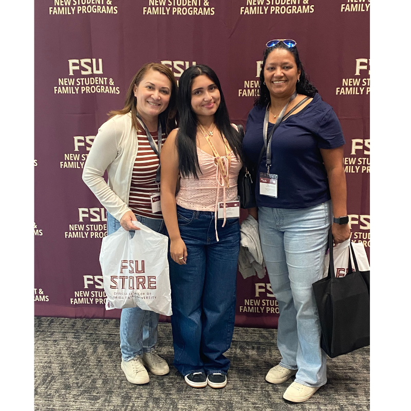 Welcome to the #FSU family!❤️💛
New Noles are kicking off their journey with the support of the people who matter most—family. We’re so excited to see what’s ahead for this amazing group! 

#fsustudentunion #fsu #hellofsu