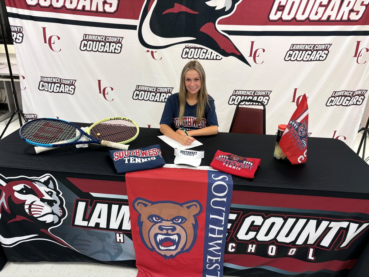 MONTICELLO➡️➡️➡️SUMMIT

We would like to welcome Anna Polk of Lawrence County High to the Southwest Women's Tennis family!

#ReachTheSummit🐻⛰️