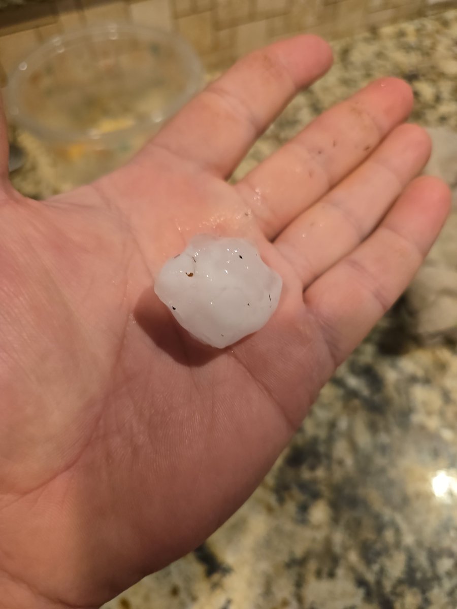 Kdbebee's tweet photo. #okwx #JenksOk https://t.co/2fa3L9U3fN