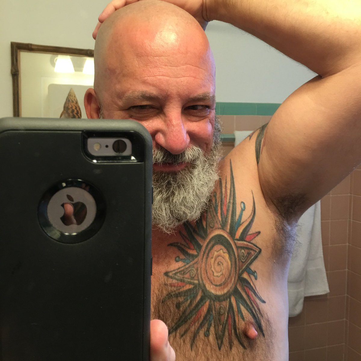 ftlauderdalepig's tweet photo. @angeljuarsz Me.. https://t.co/aKKYkfXnsZ