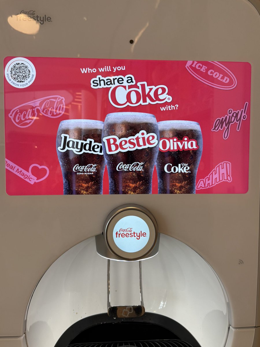 Who do you #ShareACoke with at <a href="/UniversalORL/">Universal Orlando Resort</a> <a href="/CocaCola/">Coca-Cola</a> foodsided.com/share-a-coke-f…