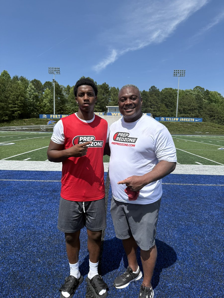 Mak Anderson Wallington (@makorean_a) on Twitter photo Thank you <a href="/CFootballskills/">Freddie Brown Jr</a> and <a href="/CoachClarkQB/">Kelly Clark</a> for the pointers this weekend <a href="/PrepRedzone/">Prep Redzone 🏈</a>
<a href="/MVPFootballSC/">MVP Football</a> <a href="/CoachRamseyMVP/">Grey Ramsey</a> <a href="/CoachSolesbee19/">Jamison Solesbee</a> <a href="/CoachSettle15/">Jason Settle</a> <a href="/qbcoachrr17/">Ramon Robinson (RR Elite QB Academy)</a> <a href="/T_Hop7/">Troy McGowens II</a> <a href="/Rivals/">Rivals</a> <a href="/usctalk/">Fisher Brewer</a> <a href="/On3Recruits/">On3 Recruits</a> <a href="/247Sports/">247Sports</a> <a href="/QBHitList/">QBHitList.com</a> <a href="/ShockDoctor/">Shock Doctor</a> Thank you <a href="/CFootballskills/">Freddie Brown Jr</a> and <a href="/CoachClarkQB/">Kelly Clark</a> for the pointers this weekend <a href="/PrepRedzone/">Prep Redzone 🏈</a>
<a href="/MVPFootballSC/">MVP Football</a> <a href="/CoachRamseyMVP/">Grey Ramsey</a> <a href="/CoachSolesbee19/">Jamison Solesbee</a> <a href="/CoachSettle15/">Jason Settle</a> <a href="/qbcoachrr17/">Ramon Robinson (RR Elite QB Academy)</a> <a href="/T_Hop7/">Troy McGowens II</a> <a href="/Rivals/">Rivals</a> <a href="/usctalk/">Fisher Brewer</a> <a href="/On3Recruits/">On3 Recruits</a> <a href="/247Sports/">247Sports</a> <a href="/QBHitList/">QBHitList.com</a> <a href="/ShockDoctor/">Shock Doctor</a>