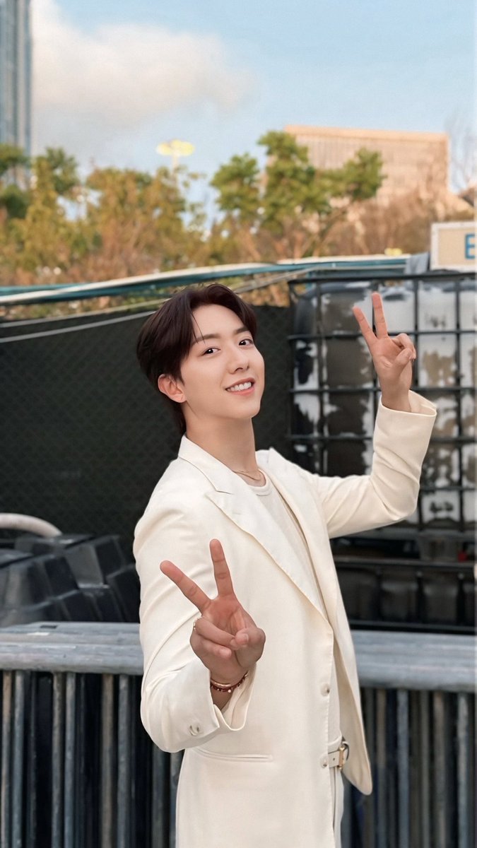 LEMMEBOYS's tweet photo. 🌼🫶🏻
@MentalShin #이정신 #LeeJungShin #JungShin 
#CNBLUE 💙 https://t.co/dpAoVwUeVt