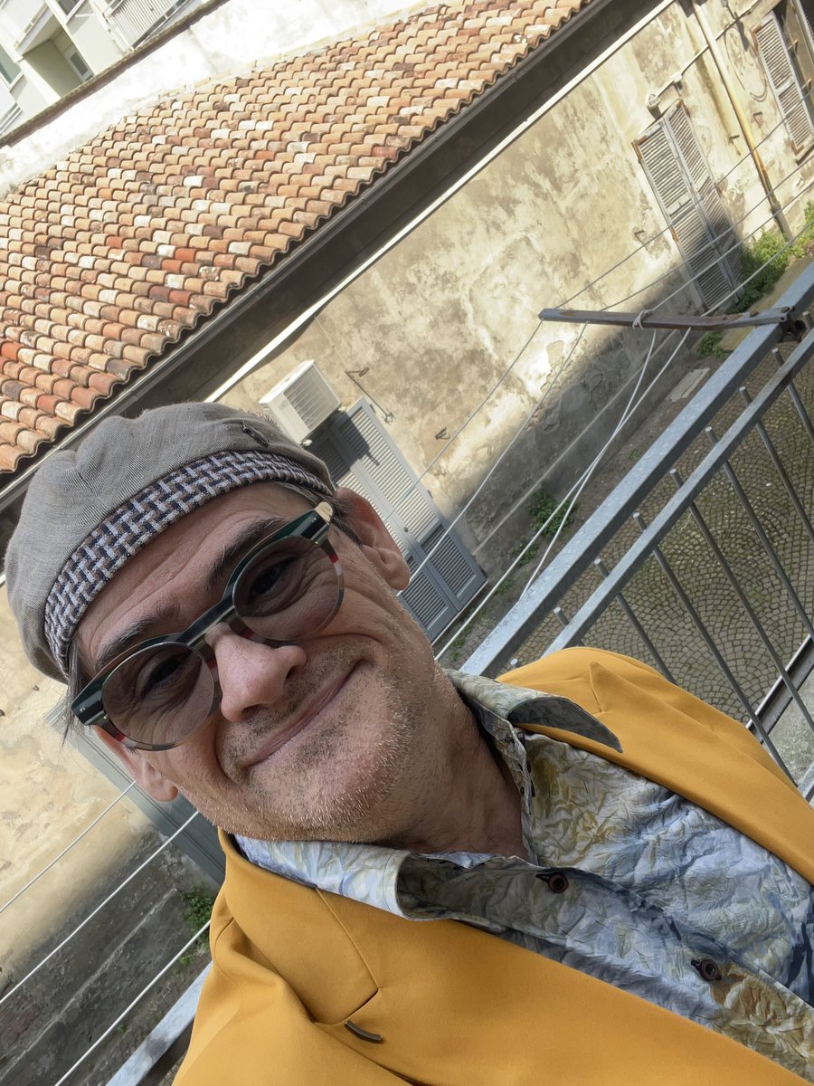 Non conta l'età per vivere un emozione, conta solo come ti fa sentire chi te
la fa provare.
