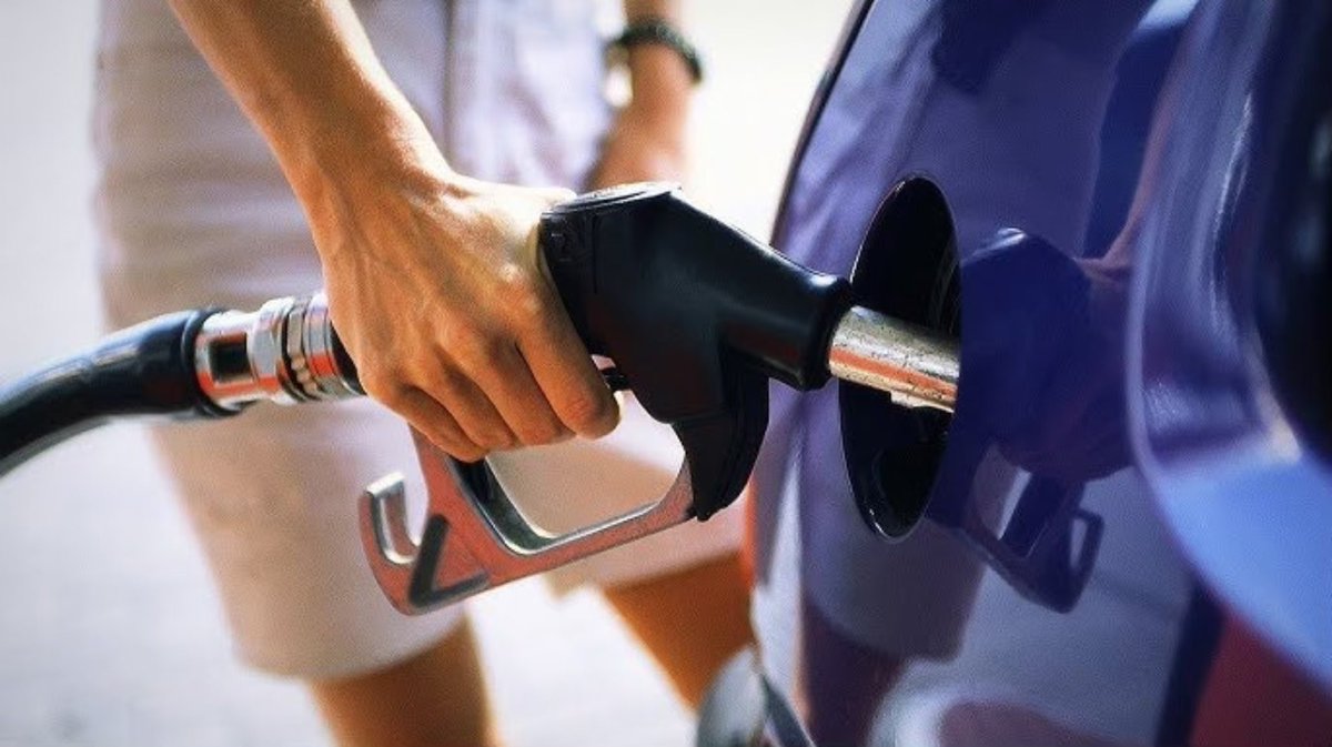 GasBuddy reported an 8.6% price increase on gas in the last week, predicting that prices will continue to rise throughout summer