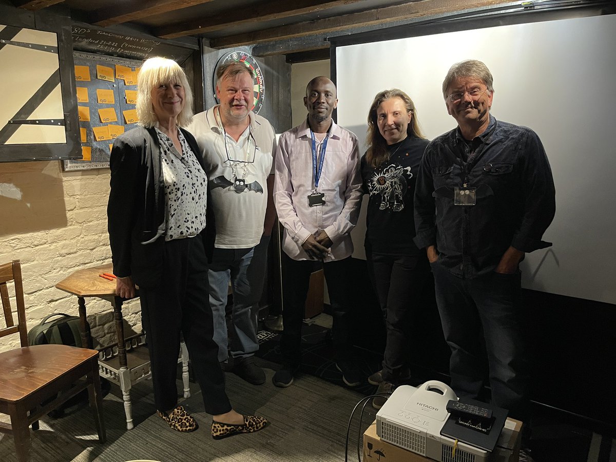 ViralPseudotypeUnit (@viralpseudotype) on Twitter photo Great <a href="/pintofscience/">Pint of Science UK</a> event on a <a href="/onebat_eu/">OneBat Project</a> and hydrogels theme held in Rochester tonight at the RAMS 12 degrees micropub. I think we did <a href="/Medway_Pharmacy/">Medway School of Pharmacy</a> proud. Great <a href="/pintofscience/">Pint of Science UK</a> event on a <a href="/onebat_eu/">OneBat Project</a> and hydrogels theme held in Rochester tonight at the RAMS 12 degrees micropub. I think we did <a href="/Medway_Pharmacy/">Medway School of Pharmacy</a> proud.
