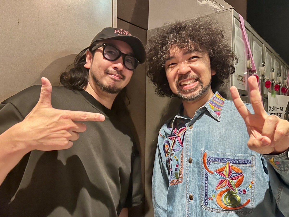 HAL_ROOTS's tweet image. 先週末にZEPP名古屋で行われた[ALEXANDROS]のライブ。サポートギタリストとしてバントに参加するMULLONさんにお誘いいただきお邪魔してきました。お声かけありがとうございました🙏