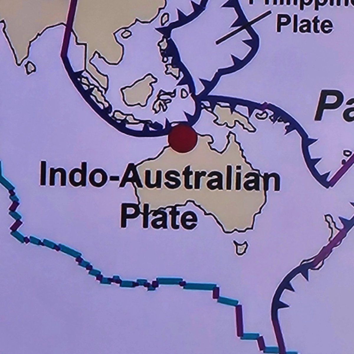 MissAshes92's tweet image. Day 1 at CDU was fantastic! We kicked off the day with geography and climate lecture on Northern Australia. We then learned about wildfire risk simulations for public education and wrapped up with a presentation from the Australian Red Cross! 🧡🤍🖤 #OKStateFEMP #PhDInProgress