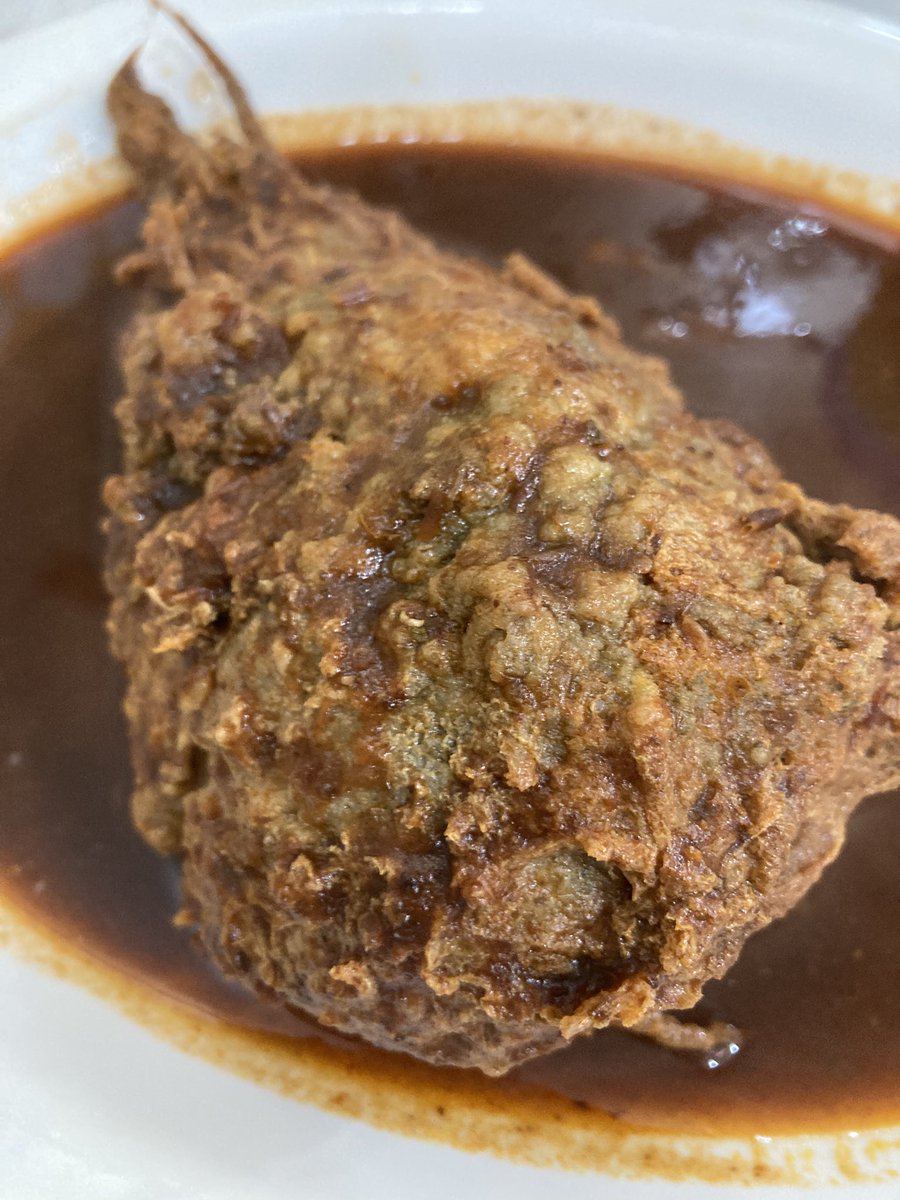 Adding to the list of things #OnlyMexicansCanDo

Eating huazontles in a fashion that even remotely resembles reasonableness or effectiveness

On a side note, why did God make all the most delicious food so frustratingly inaccessible?

Crawfish, artichokes, garlic, huazontles, etc