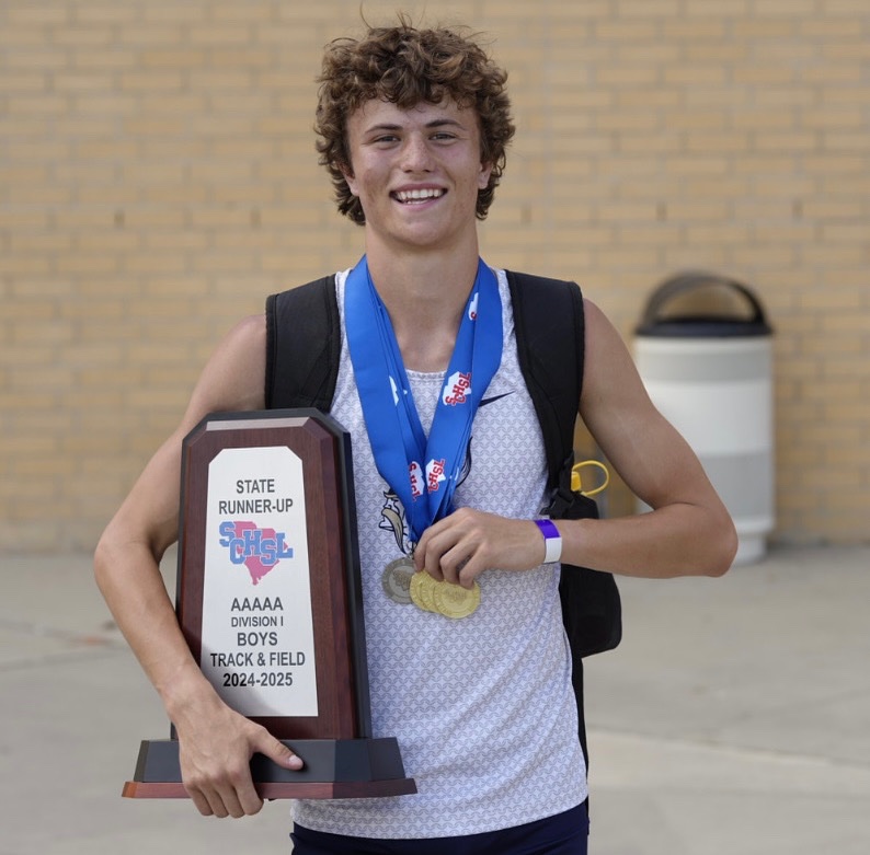 AREaton's tweet image. Senior season, best season!  Always a Viking, but can’t wait to see him in Garnet and Black. State Champ x 4…thank you, @spartanburgtf! 
💙💛➡️❤️🖤