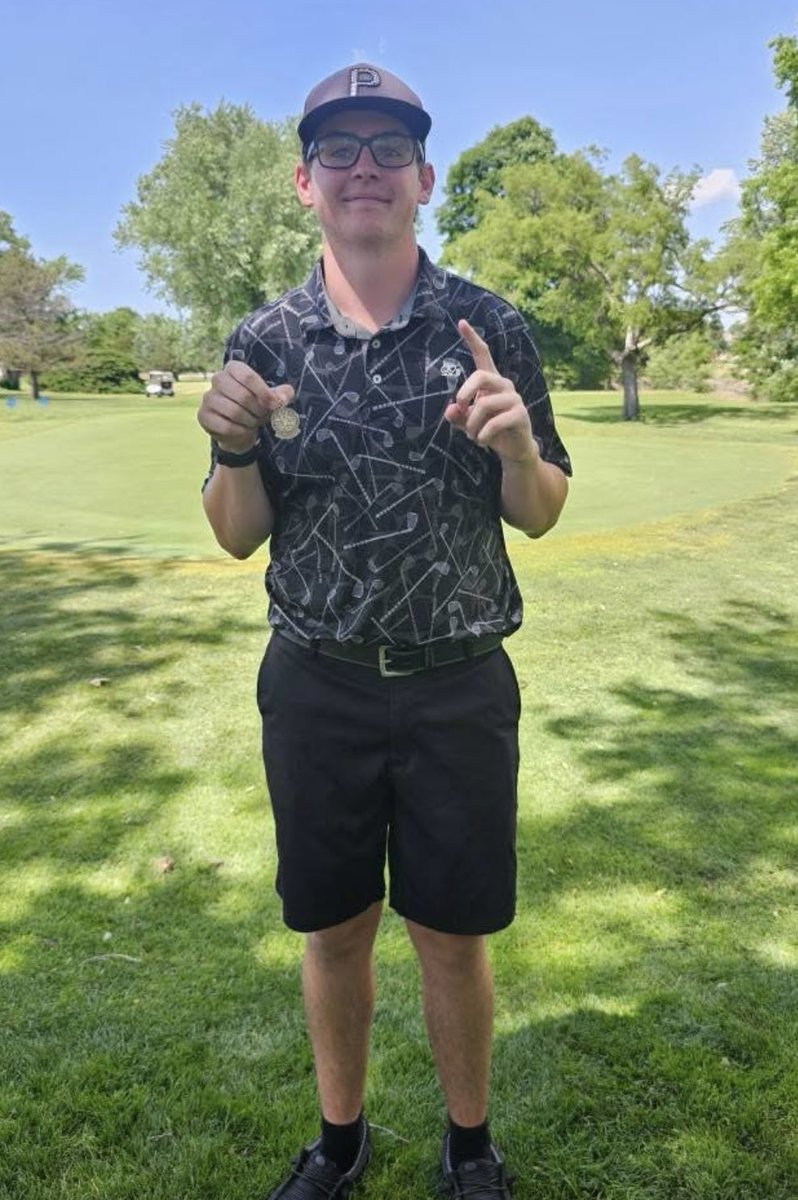 K. Meireis shot a 79 at the Kingman Regional Golf Tournament today!  1st place!