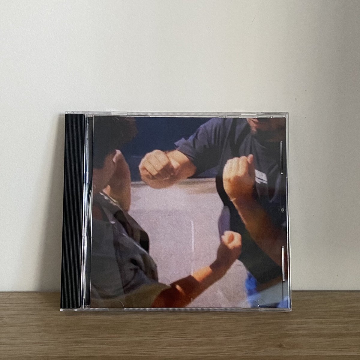 el ep del año ya está en casa 🧡