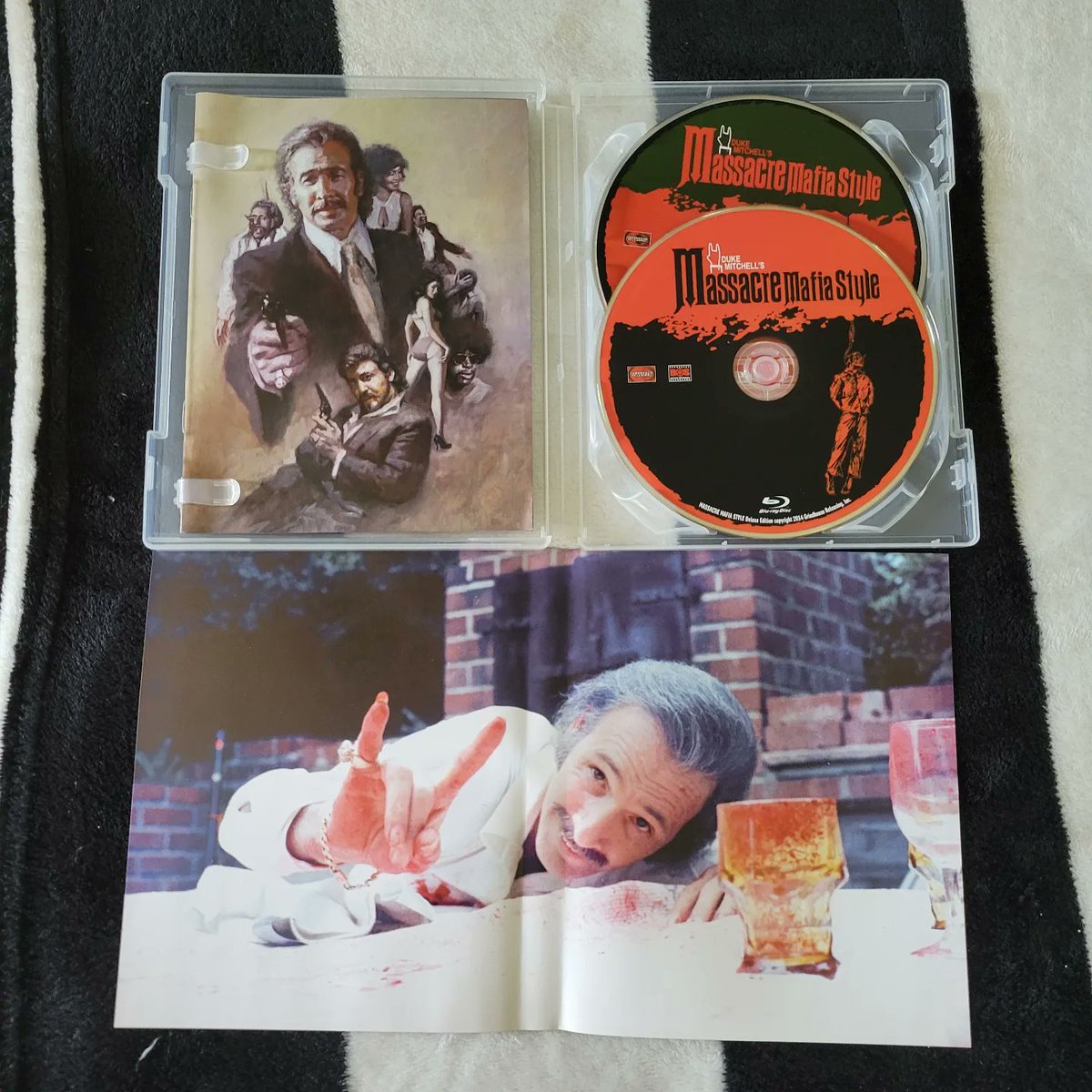 Section 3 video nasty MASSACRE MAFIA STYLE 1974 6.0 imdb #cinema #film #horror #movies #PhysicalMedia #severinfilms #videonasties #videonasty