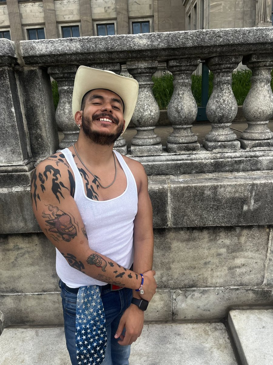 WhatsUpGuysItsC's tweet photo. Post Cowboy Carter depression. No one yeehaw to me for a week https://t.co/3TMjRTwyaM
