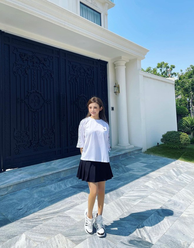 Sunshine mixed with a little bit of sass.