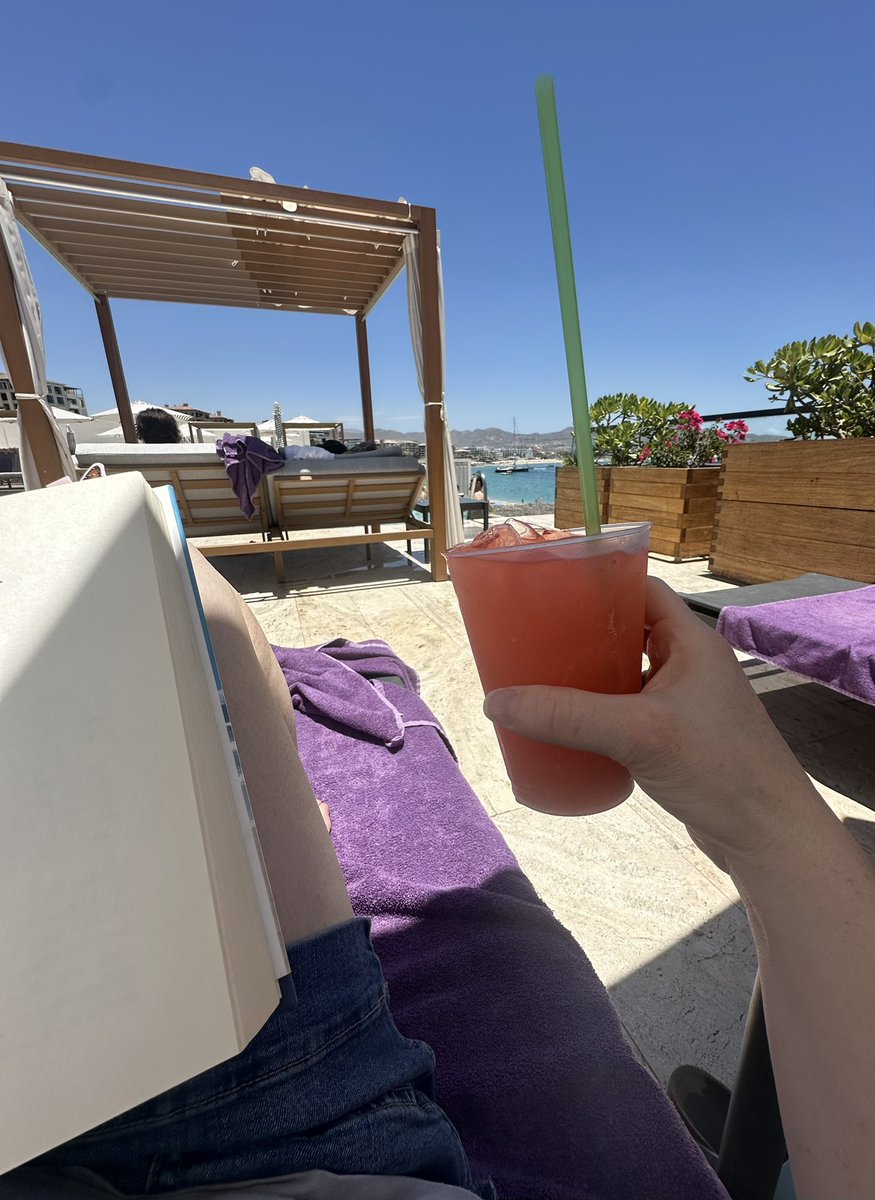 steph_crimson's tweet image. Goodbye Cabo! 😘 Until next time! 💕
#mexico #cabo #minivacay