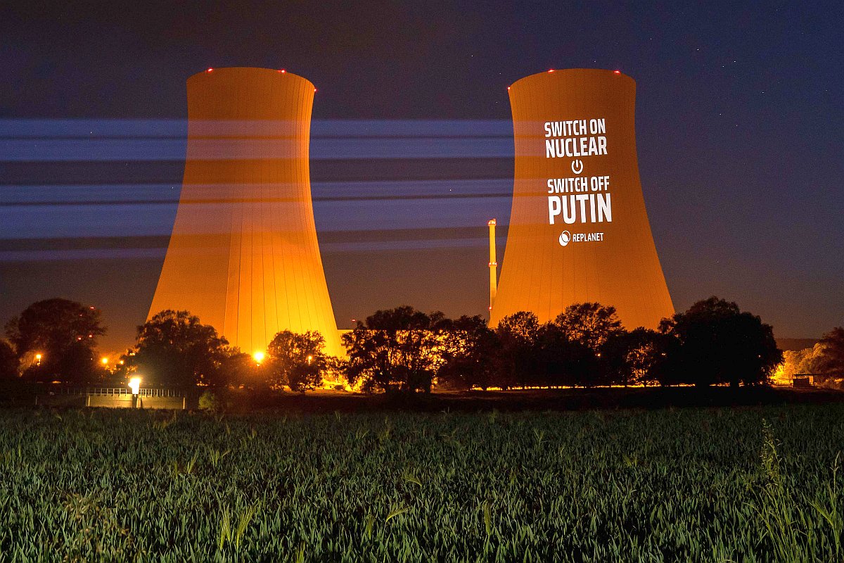 KernkraftAN's tweet photo. Garry Kasparov would like Germany to get back into nuclear. That means Putin probably wouldn't like it.
Without nuclear 🇩🇪 will be forever import dependent - natural gas today, H2 whenever.
That means we'll be easily exploited by Putin and the likes of him until the end of time! https://t.co/9PMVNUccPF