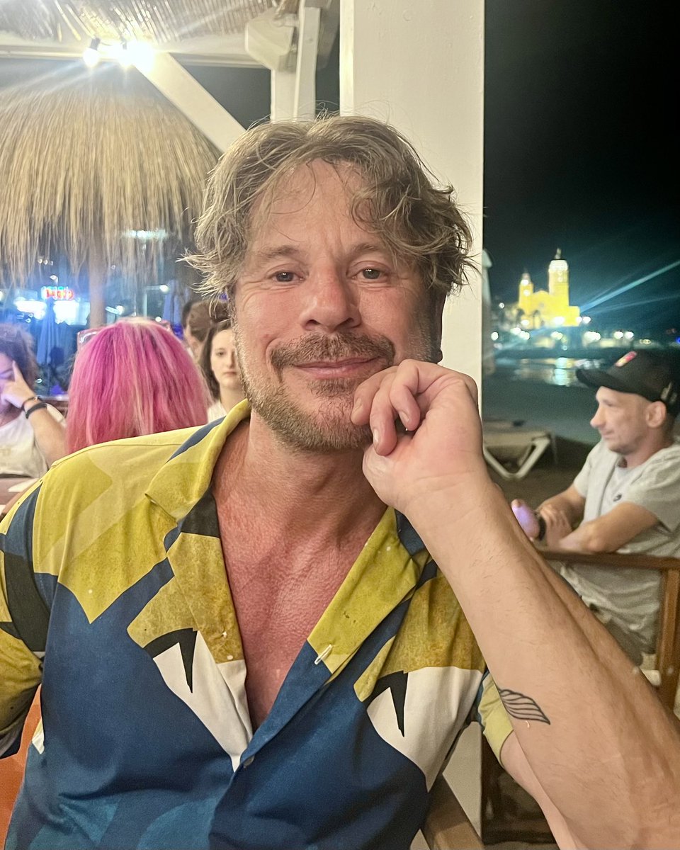 EcstaticTo56326's tweet photo. Chilling in Sitges 😀 https://t.co/h2Xk5pgCAA