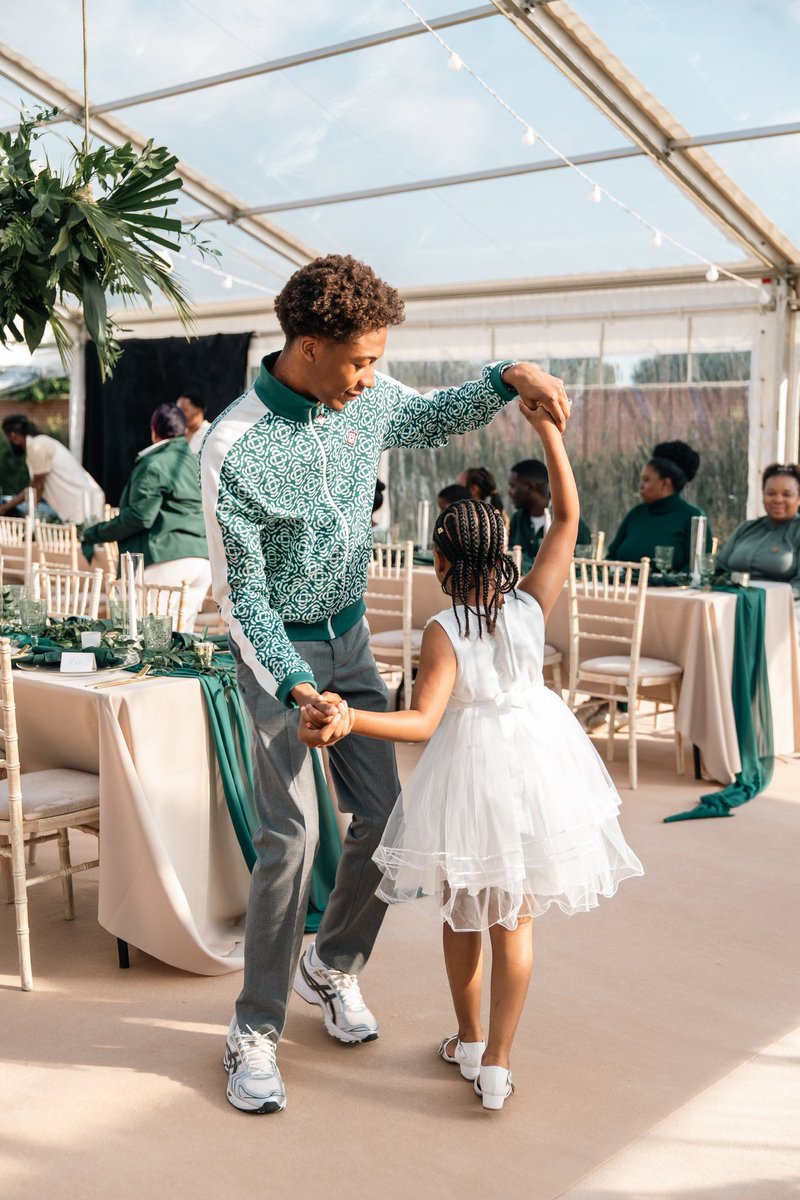 uebertangeljr's tweet image. There is always joy in the presence of the Lord. May we learn to be like children seeing the good in all of God’s creation. Yeshua, may your name be glorified . Always.