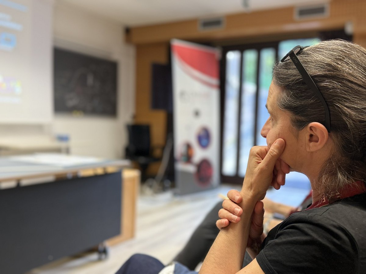 CNR_Changegame's tweet photo. La prima giornata del meeting #changegame chiude con i talk dei padroni di casa: @CNR_INO (Trento) con Alessio Recati e Chiara Menotti che ci da appuntamento x domani con la relazione ’Valorizzazione dei risultati: Diffusione/Commercializzazione dei giochi educativi’
@CNRsocial_ https://t.co/Tl9iCSIjZ3