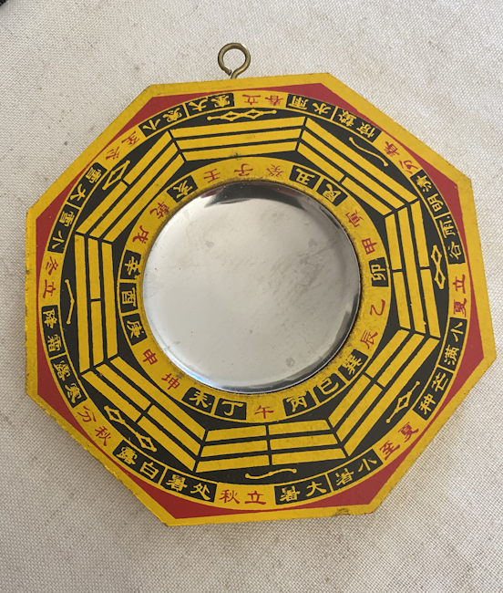 tradifengshui's tweet photo. Votre porte d’entrée en 2025 : les secrets du Feng Shui.
L'entrée de la maison est un secteur très important en Feng Shui, que l'on habite en maison ou en appartement. C'est la bouche du Qi
 https://t.co/UAKLpd59XU

#florencericaud #traditionfengshui #entréefengshui #FengShui2025 https://t.co/k574XyAv4A
