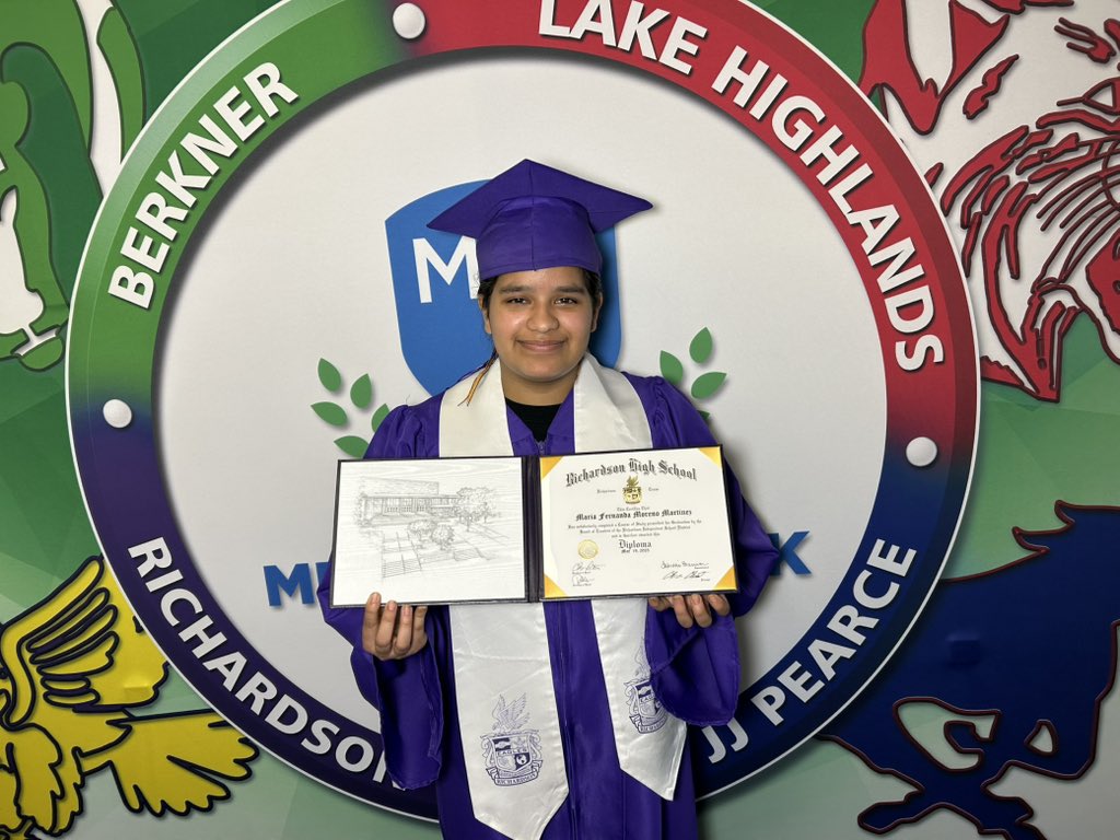 Memorial Park Academy (@mpa_risd) on Twitter photo Congratulations Fernanda! She is our latest <a href="/RichardsonHS1/">Richardson HS</a> graduate. <a href="/Choat311/">Chris Choat</a> <a href="/CarmenSteward9/">Carmen Morris</a> <a href="/ShariceLashay_/">Sharice Nash</a> <a href="/TJNavin/">T.J. Navin</a> <a href="/SharondaTims/">Sharonda Tims</a> Congratulations Fernanda! She is our latest <a href="/RichardsonHS1/">Richardson HS</a> graduate. <a href="/Choat311/">Chris Choat</a> <a href="/CarmenSteward9/">Carmen Morris</a> <a href="/ShariceLashay_/">Sharice Nash</a> <a href="/TJNavin/">T.J. Navin</a> <a href="/SharondaTims/">Sharonda Tims</a>