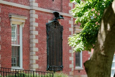 On this Memorial Day, we honor the College’s long history of service to our country and remember those who gave the ultimate sacrifice.🇺🇸