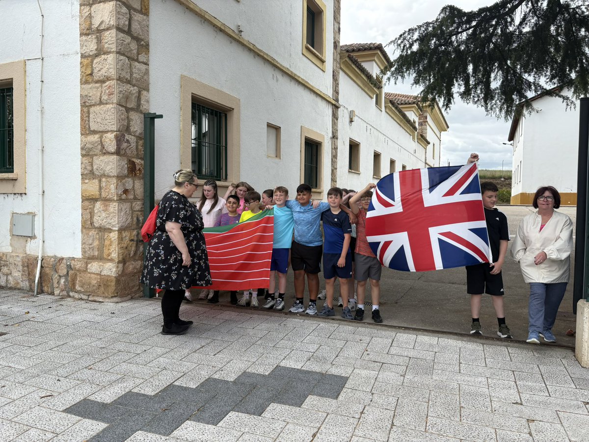 Kings Lander Primary Academy tweet media