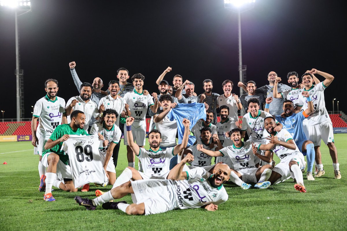 moqiteb's tweet photo. اللهم لك الحمد حتى ترضى انتهى الموسم وقد تحقق الهدف المنشود بالصعود لدوري روشن 💚 والصعود الثاني لي مع نادي النجمة العريق ، شكرا لوحدها لاتكفي ، ل ادارة النادي ولجماهير النجمة العريقة وللجهازين الاداري والفني ، وشكرا ل اخواني اللاعبين كان موسم استثنائي ولحظات لاتنسى 💚 https://t.co/599DvUXH9G