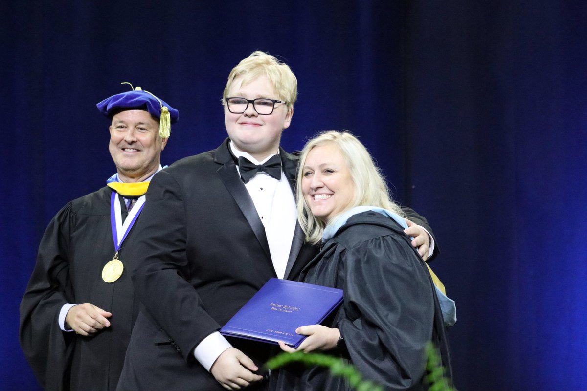 Thank you, Class of 2025, for everything you've done for the Rockhurst Community over the last four years! We look forward to watching your journeys continue as "men for others".
(2/3)