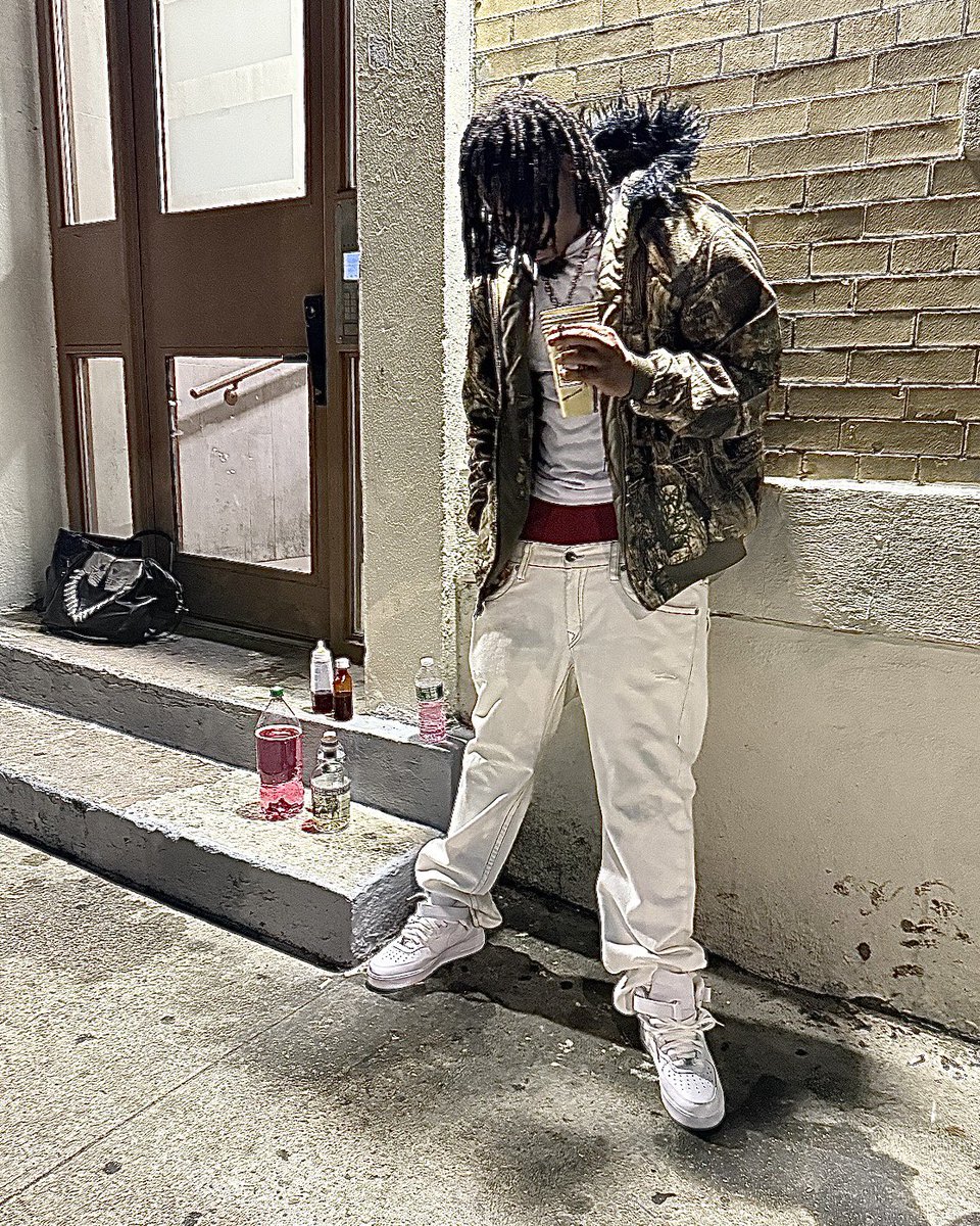 rocket_rese's tweet image. Keep streaming #goingup 💯🆙