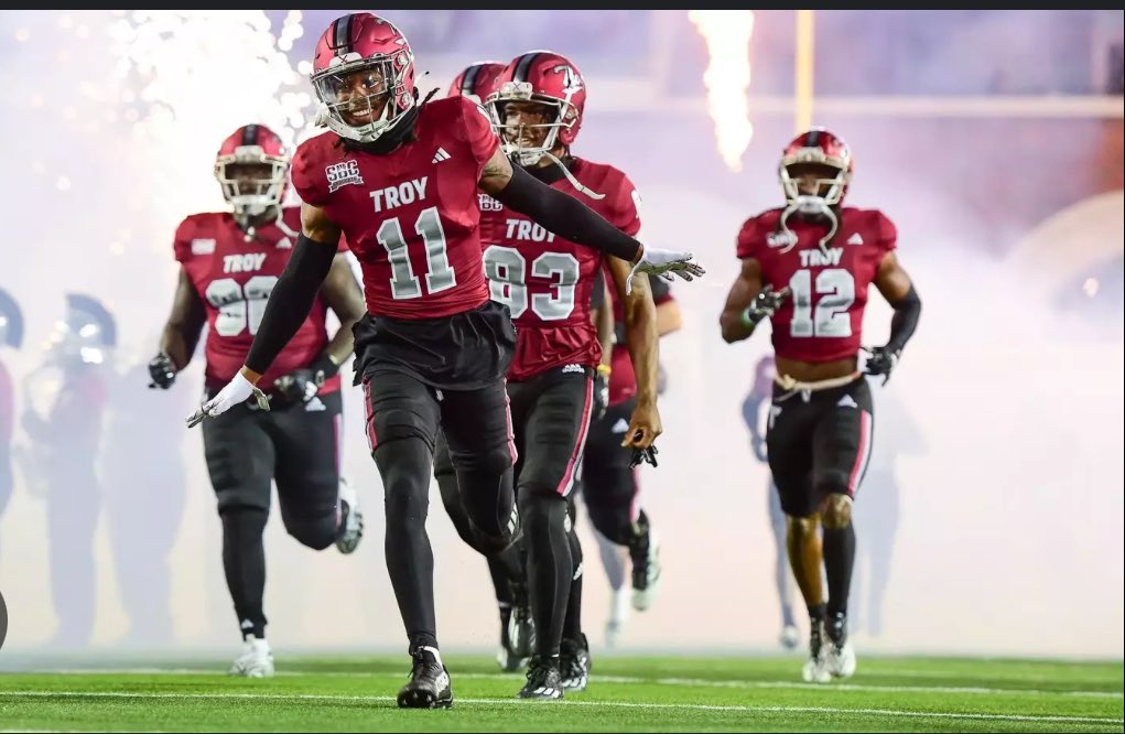 Corey Howard (@howard_cor60160) on Twitter photo BLESSED TO RECEIVE AN OFFER FROM TROY UNIVERSITY 🔴⚪️
<a href="/shelton_felton/">Coach Shelton Felton</a>
@ <a href="/CoachJMann919/">Justin Manning</a>
<a href="/24VHSFootball/">Valdosta Football</a> BLESSED TO RECEIVE AN OFFER FROM TROY UNIVERSITY 🔴⚪️
<a href="/shelton_felton/">Coach Shelton Felton</a>
@ <a href="/CoachJMann919/">Justin Manning</a>
<a href="/24VHSFootball/">Valdosta Football</a>