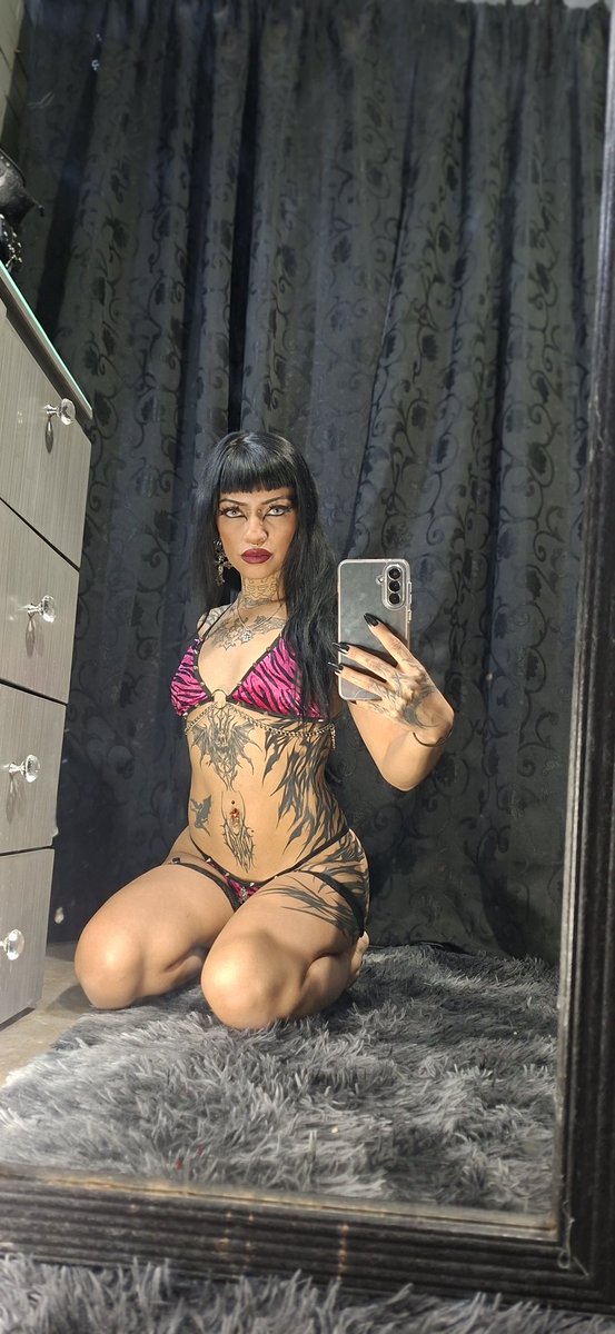 S3xx1000's tweet photo. Un oufit muy monster high sexy🖤🔥
Vayan a mis links y siganme en mis cuentas: https://t.co/dh8FA4ypAB💦🖤 https://t.co/K9t1AvVdWA