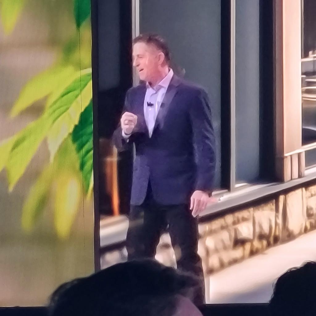 MarcoChiappetta's tweet image. . @MichaelDell said he expects the number of @DellTech AI Factories built with @nvidia to explode from "1,000s to millions" moving forward. #DellTechWorld