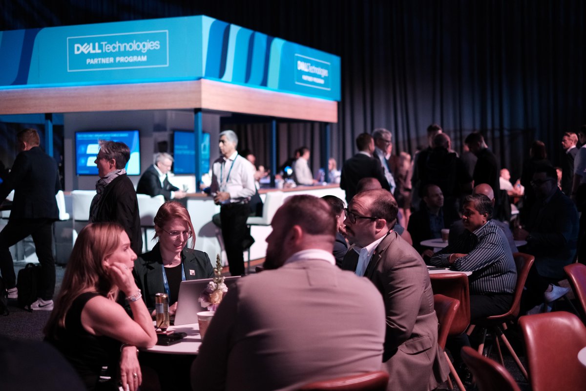 DellTechPartner's tweet image. 🌟 Partners, join us in the Partner Lounge at #DellTechWorld! 🌟

Mingle, get refreshments, and grab a quick meeting in our exclusive space. Don&apos;t miss out on our cool areas, including the AI Art Gallery and the Business Lounge. See you there after the keynote.  #DellTechGPS…