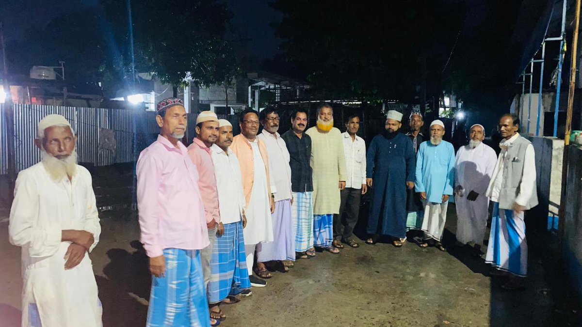 IzharulMLA's tweet photo. बड़े बुजुर्गों का आशीर्वाद ही,
मेरी सबसे बड़ी पूँजी!
आज क्षेत्र भ्रमण के दौरान किशनगंज विधानसभा अंतर्गत पोठिया प्रखंड के उदगाड़ा पंचायत में स्थानीय लोगों से भेंटवार्ता कर हालाचल जाना और जन समस्याओं को सुना!
#Pothia https://t.co/1HZ8mSBM0x
