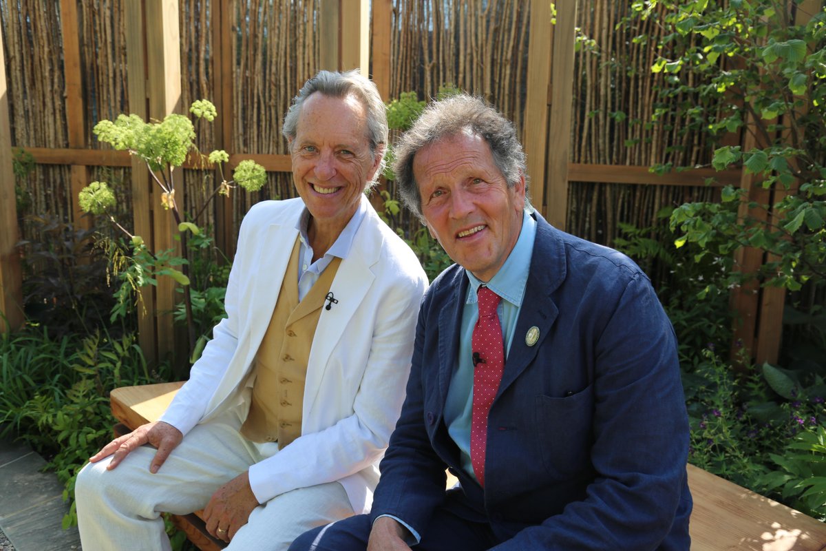 BBC Gardeners World (@gwandshows) on Twitter photo Tune in for Monty's Chelsea chat with world-famous actor, Richard E Grant. Tonight at 8pm on BBC Two and <a href="/BBCiPlayer/">BBC iPlayer</a>.
#RHSChelseaFlowerShow2025 #BBCChelsea Tune in for Monty's Chelsea chat with world-famous actor, Richard E Grant. Tonight at 8pm on BBC Two and <a href="/BBCiPlayer/">BBC iPlayer</a>.
#RHSChelseaFlowerShow2025 #BBCChelsea