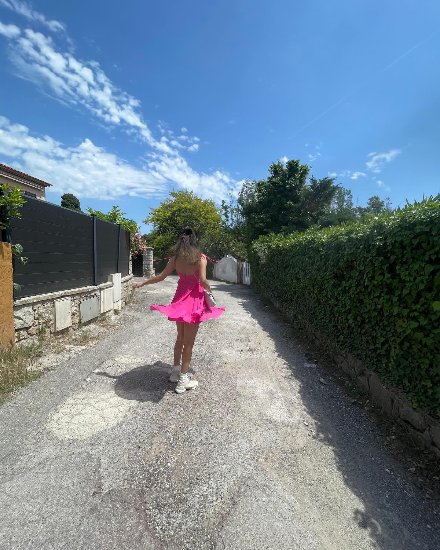 GrVHkYdaMAAZu6c?format=jpg&name=large