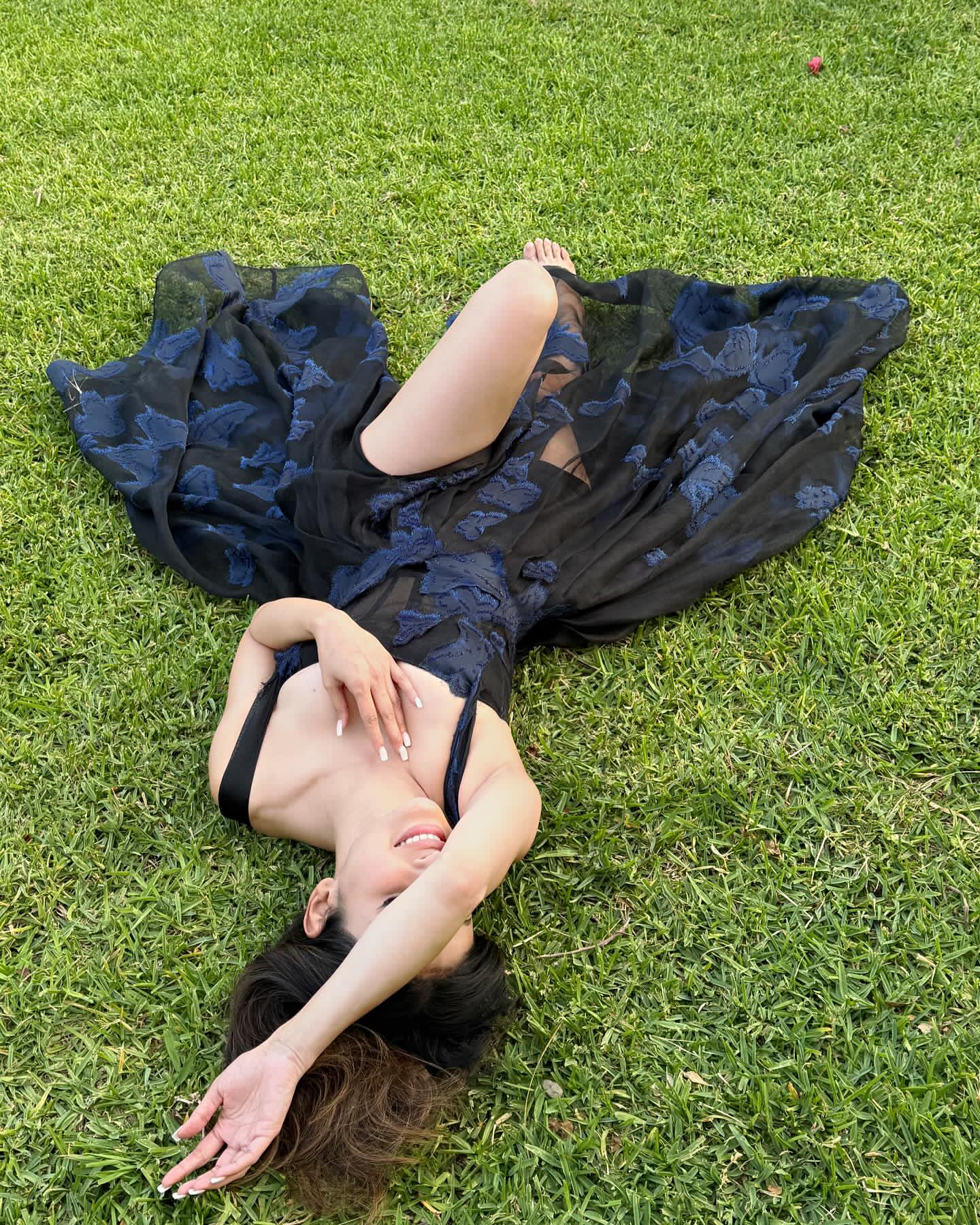 GrVHmu2aQAEEerO?format=jpg&name=large