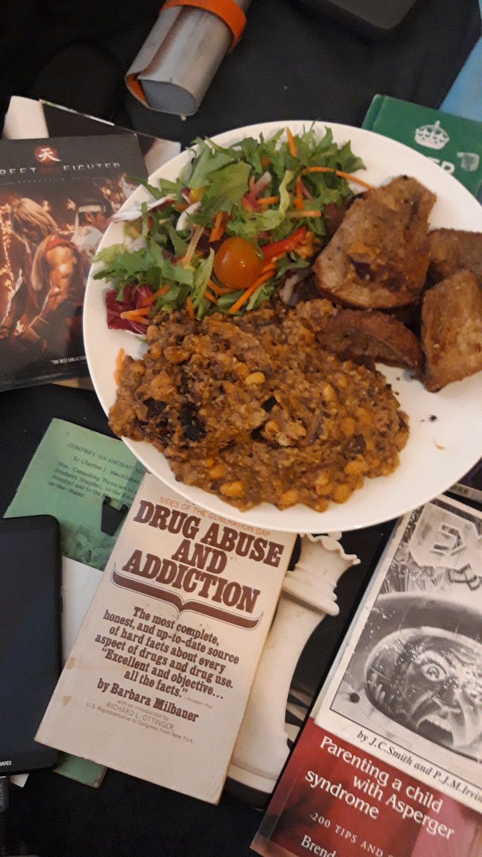 DanteNDigitalis's tweet image. Dante caught, skinner and cooked a haggis today.  Added a few accoutrements to get augment the taste. 

One of them began with "M." Super tasty additions 

#Yumm

#DantesDinner