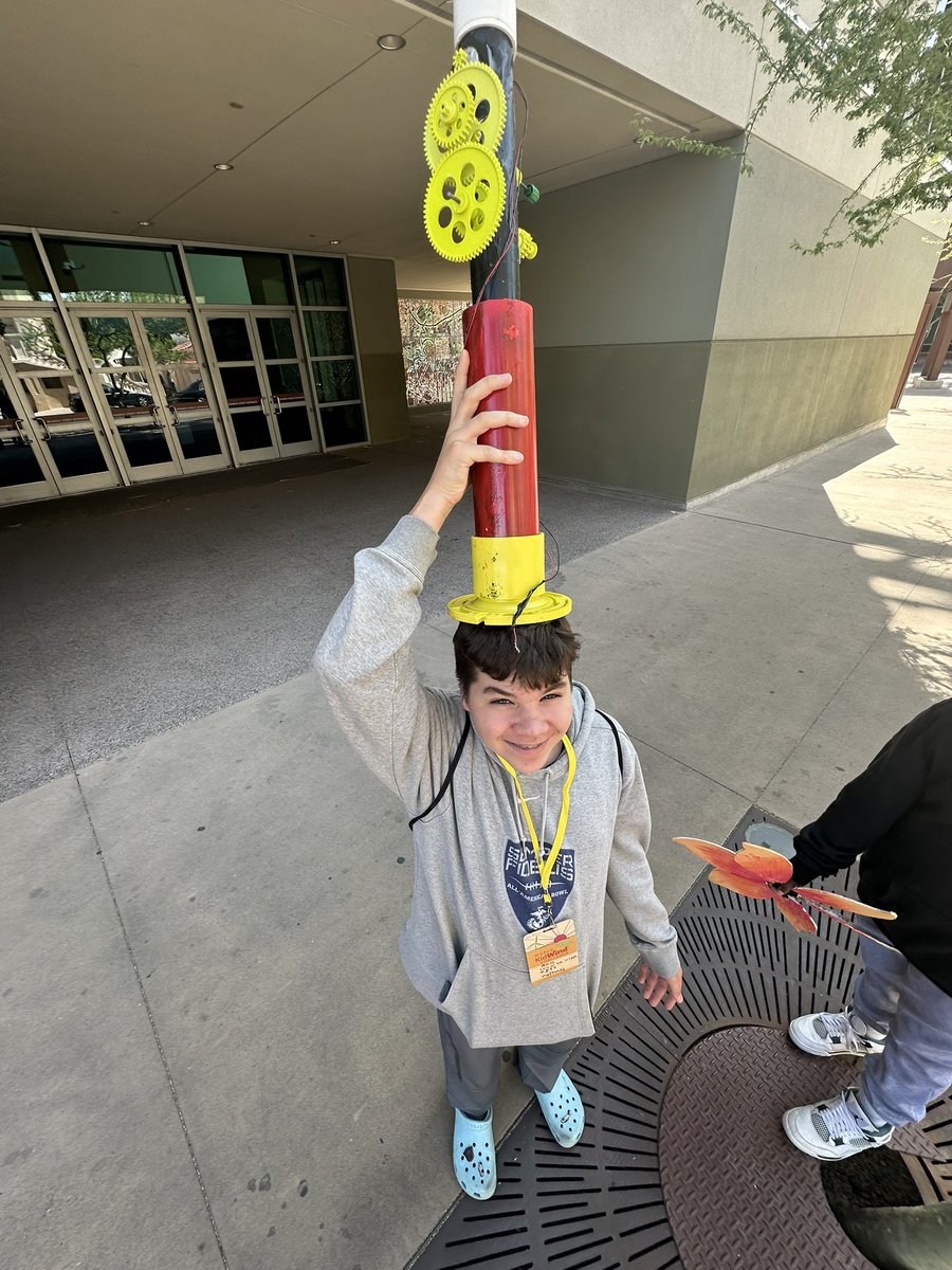 OgleRams's tweet image. Samuel Ogle Middle School is representing @pgcps all the way in Phoenix, Arizona at the World KidWind Challenge! Go Rams 🐏! #mea #kidwindchallenge