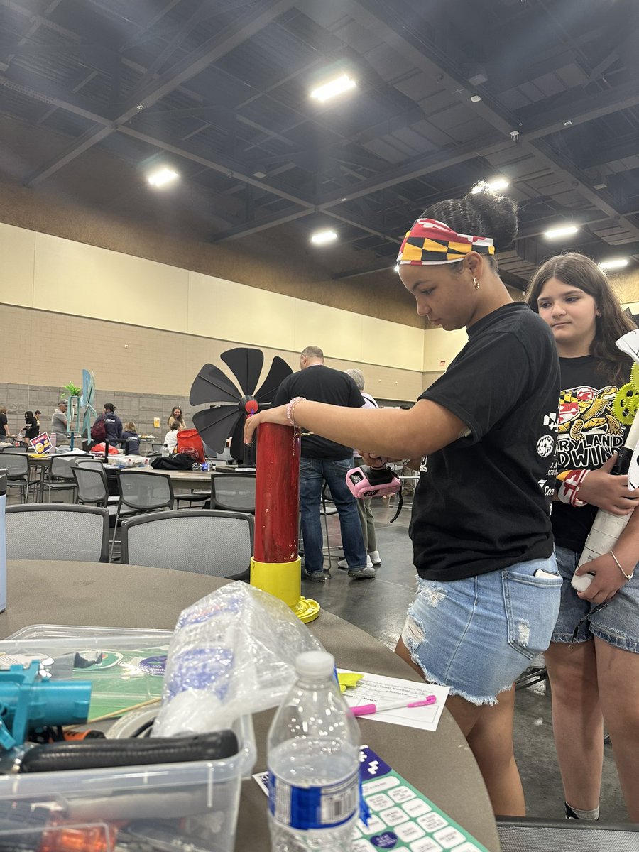 OgleRams's tweet image. Samuel Ogle Middle School is representing @pgcps all the way in Phoenix, Arizona at the World KidWind Challenge! Go Rams 🐏! #mea #kidwindchallenge